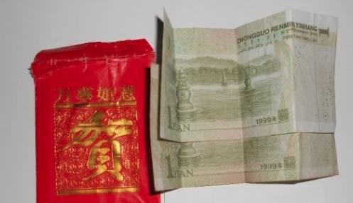 头条上的纸币好吗,纸币，时代的见证与未来的走向