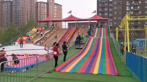 游乐网红设施图片,网红游乐设施惊险瞬间大盘点